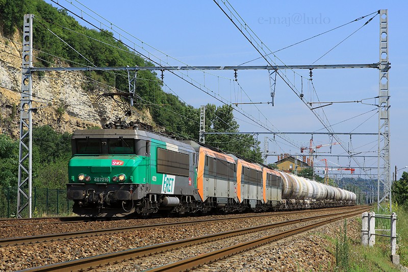 BB 7219(2).JPG